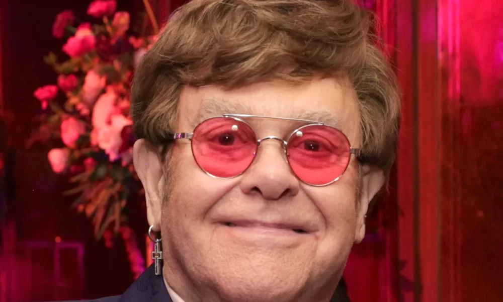 Elton John’s sons Zachary and Elijah look so grown up in endearing family photo 1
