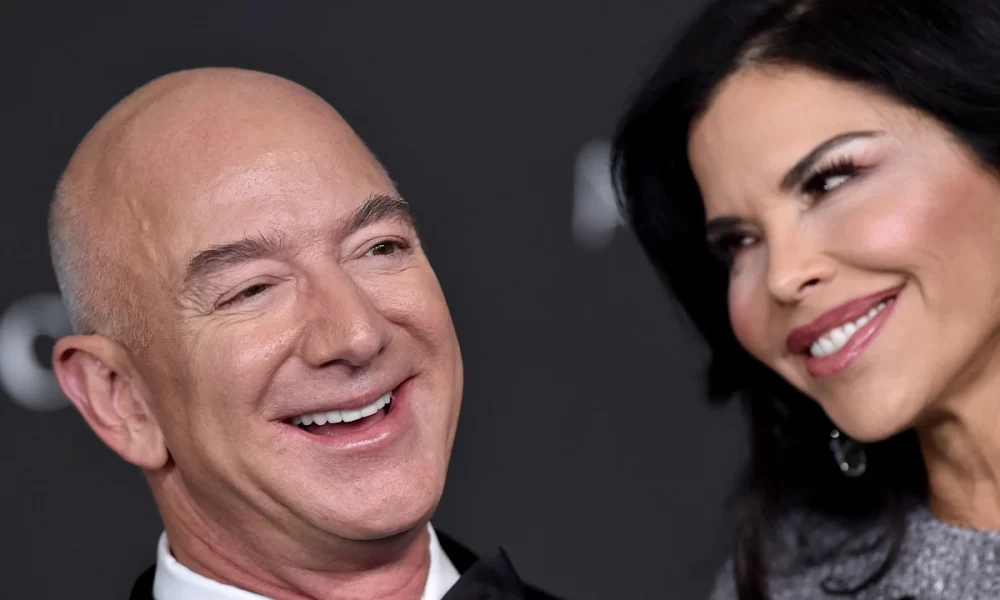 Jeff Bezos and Lauren Sanchez prepare for an extra special Christmas following big move for family 72