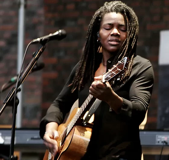 What touches you the most in Tracy Chapman's songs? See what her fans are saying 1