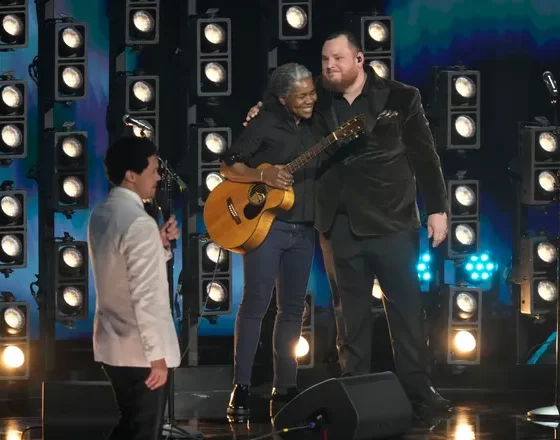 Tracy Chapman, Luke Combs drove me to tears with 'Fast Car' Grammys duet. It's a good thing. 1