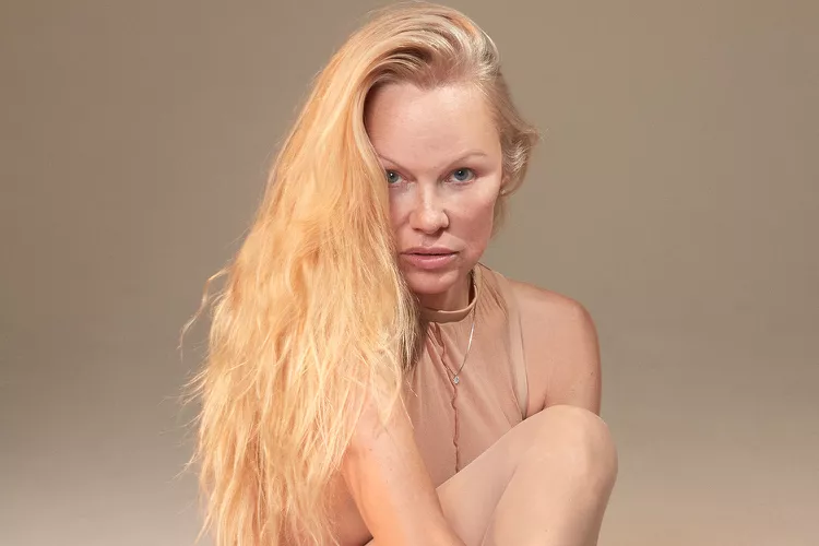 Pamela Anderson Continues to Go Makeup-Free for Stunning CR Fashion Book Spread 63