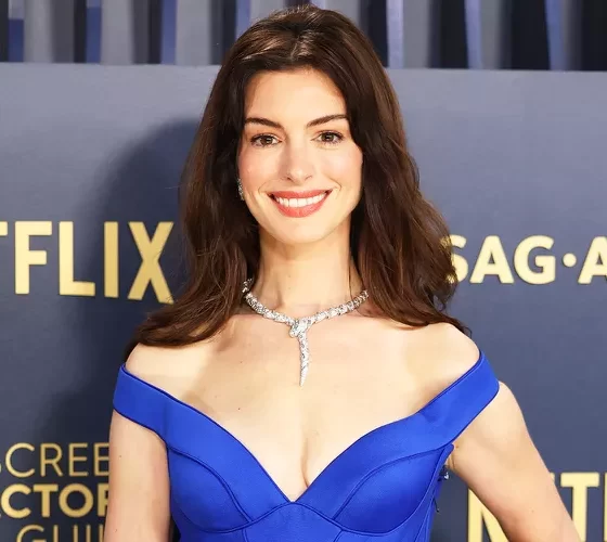 Anne Hathaway Explains Why She Gave Up Alcohol: 'I Knew Deep Down It Wasn’t for Me' 1