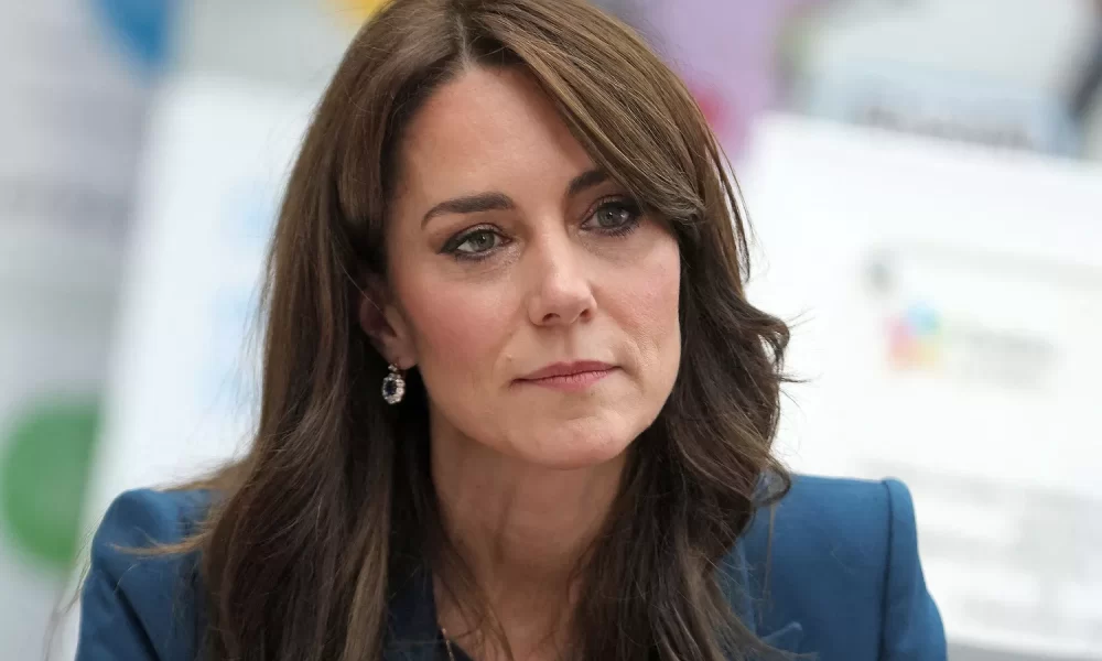 Kate Middleton's Photo Controversy Is 'Pretty Damning,' Says U.K. PR Expert (Exclusive) 26