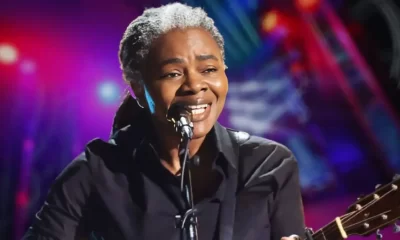 One moment in history shot Tracy Chapman to music stardom. Watch it now. 6