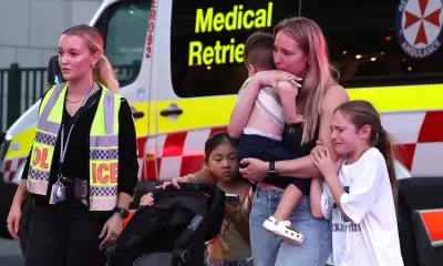 7 Dead and 9-Month-Old Baby Stabbed as Man Carries Out Knife Attack at a Mall in Australia 13
